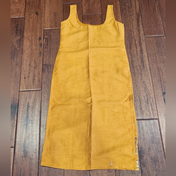 XS mustard gold suit - Picture 8 of 10